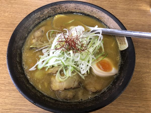 「カレーラーメン」@ラーメン極 苫小牧本店の写真