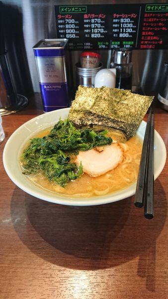 「ラーメン並み　麺固め　濃いめ　油多め」@金八家の写真