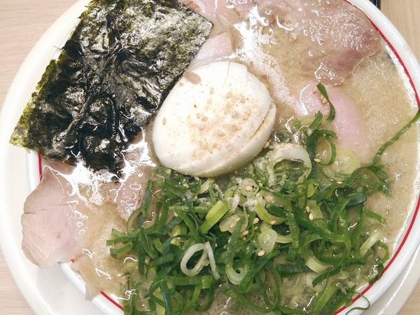 「特製淡口豚骨ラーメン」@空ノ色 王子店の写真