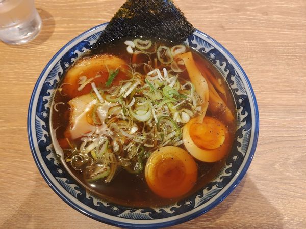 「ラーメン　味玉入」@麺屋しらかわ 大須店の写真