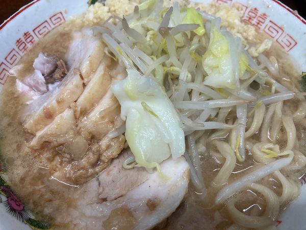 「小ぶた＋ヤサイ少な目＋ニンニク」@ラーメン二郎 横浜関内店の写真