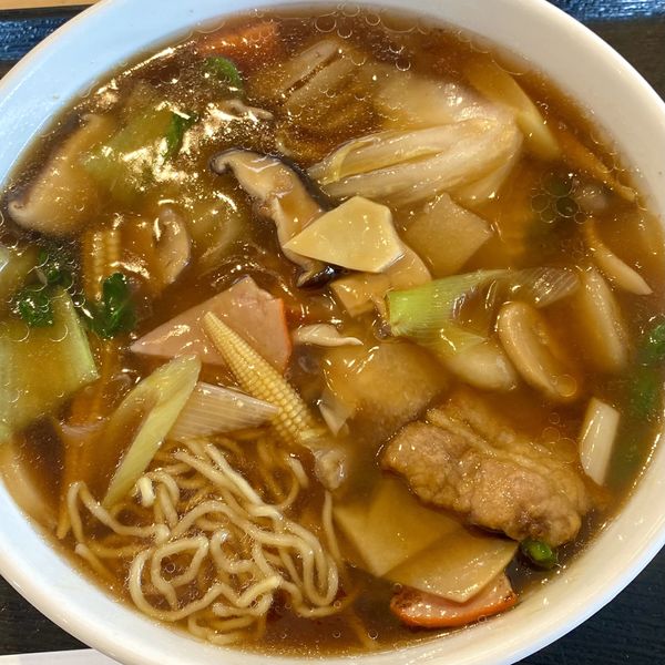 「呂山麺」@中国料理 呂山の写真