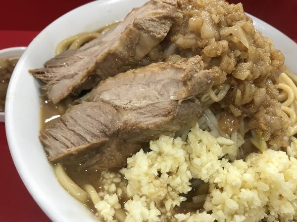 「ラーメン 400g 800円」@あいすべきものすべてに ニュータウン店の写真