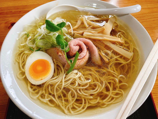 「しおそば」@めん屋 みの家の写真