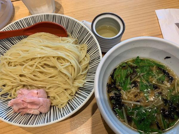 「塩つけ麺 中盛」@焼きあご塩らー麺  たかはし 歌舞伎町店の写真