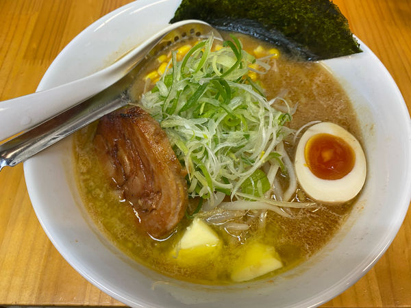「みそコーンバターらーめん ¥750」@みそ専門 あかつきラーメン 東海大店の写真