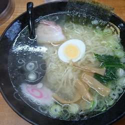 塩ラーメン660円