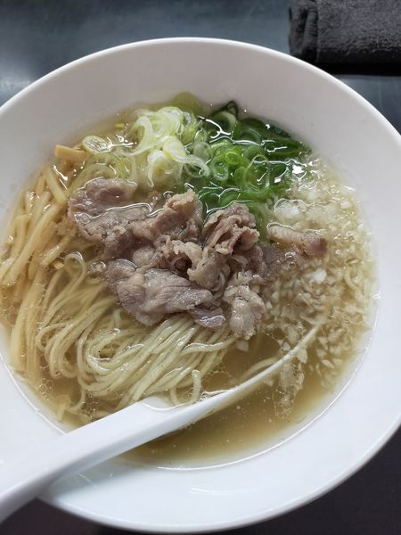 「塩らぁ麺」@牛骨らぁ麺 マタドール 本店の写真