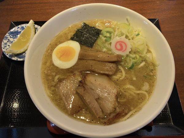 「塩らーめん」@中華そば 蓮の華の写真