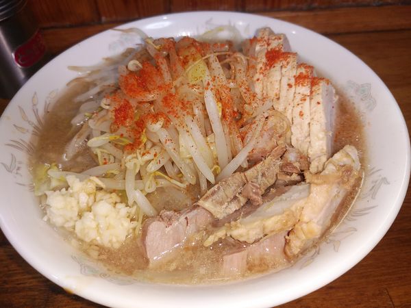 「チャーシューメン 麺半分 野菜増し」@らーめん松信の写真