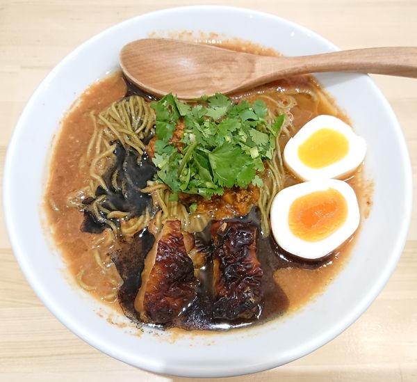 「チリトマラーメン＋塩玉子」@チリトマラーメン THANKの写真