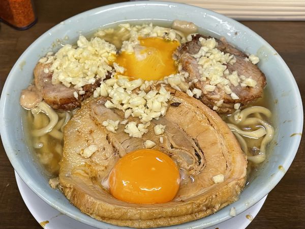 「小らーめん、麺かため、野菜抜き、にんにくマシ＋豚の1UP＋W」@らーめん玄の写真