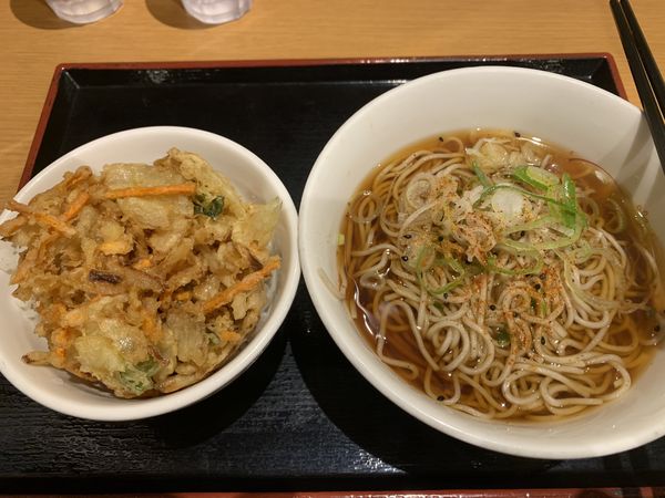 「ミニかき揚げ丼セット 660円」@いろり庵きらく 熊谷店の写真