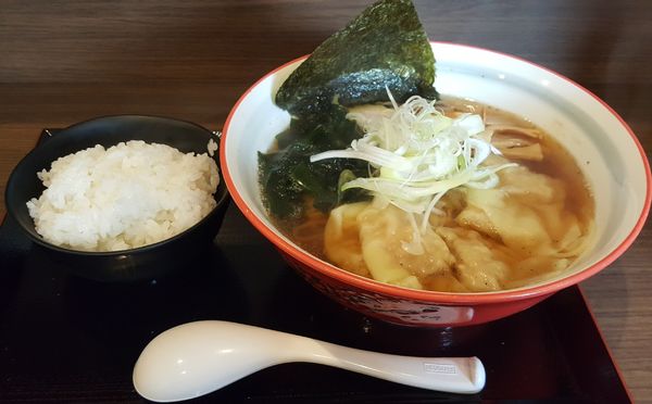 「肉たっぷりわんたんめん」@らーめん武まるの写真