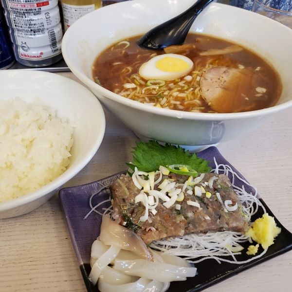 「本日のランチ🅰️店長の釣ったアジたたきライス」@笑顔の写真