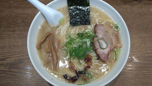 「貝の旨味の塩ラーメン中盛り920円」@中華そば うめやの写真