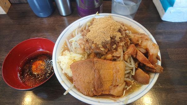 「ラーメン、ヤサイ、アブラ、ニンニク」@らーめん梵's 埼大前本店の写真