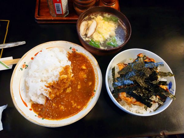 「ミニ鳥丼＆ミニカレーセット（1,000円）」@鳥仁の写真
