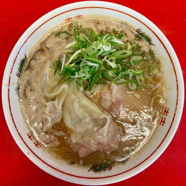 「ワンタンめん（750円）」@博多ラーメン 駒やの写真