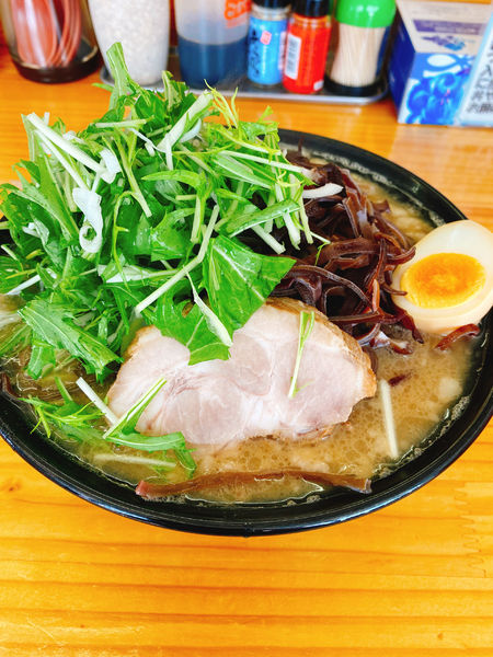 「塩豚骨、キクラゲトッピング」@豚骨ラーメン 新井商店の写真