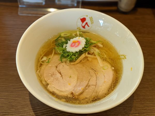 「白醤油ラーメン」@麺や ひなた 塚口店の写真