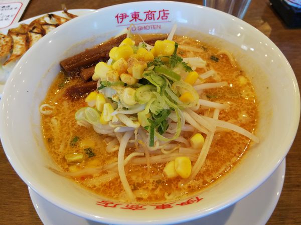 「味噌ラーメン　（焼き餃子セット）　※餃子：ニンニク有り」@塩尻餃子食堂の写真