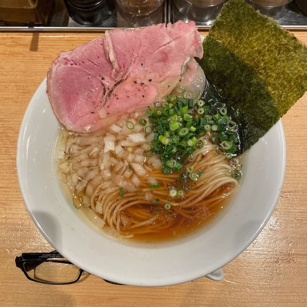 「淡麗旨味中華そば」@麺屋 まほろ芭の写真