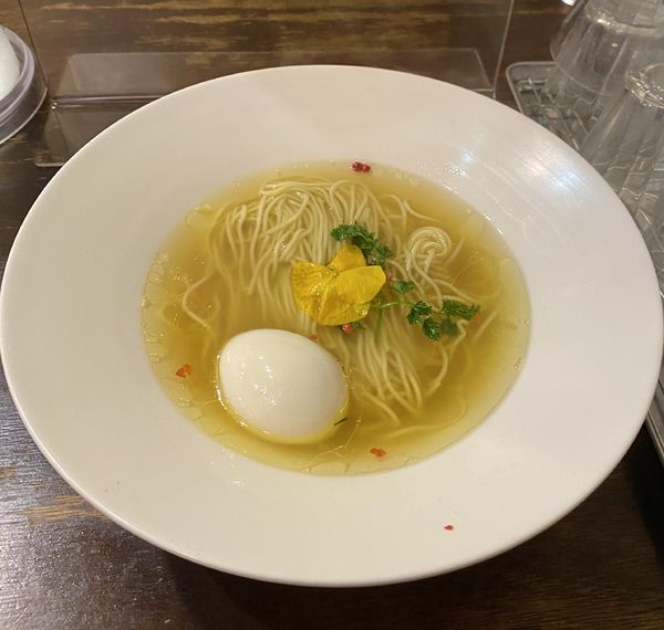 「限定(終了)・クエの清湯のかけらーめん(塩で) ¥1100」@麺庵 小島流の写真