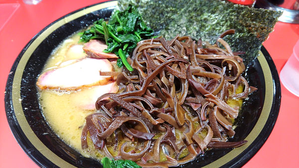 「【夜】ラーメン+きくらげ」@環2家 蒲田店の写真