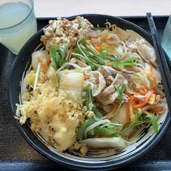 冷し肉野菜そば500+納豆100=600円