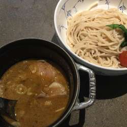 カレーつけ麺・淡麗　〆ごはん付き(¥950)