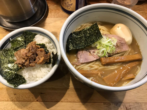 「らーめん（味玉）＋チャーシューご飯」@こうかいぼうの写真