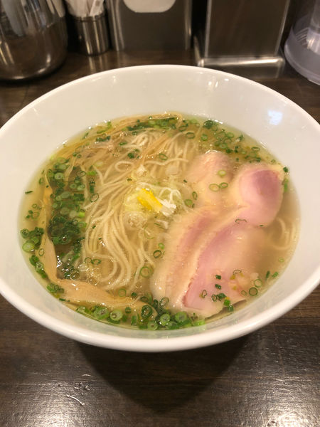 「ゆずの辛塩麺」@町田汁場 しおらーめん進化 町田駅前店の写真