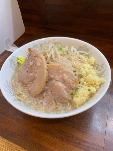 「ら―めん（普通盛り） 700円」@らーめん松信 志村坂上駅前店の写真
