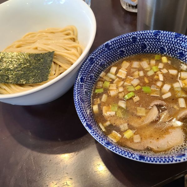 「ゆず香塩つけめん少なめ」@つけ麺 麦の香の写真