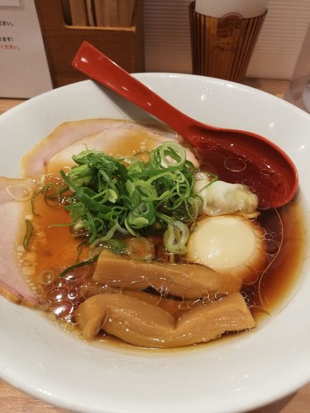 「特性淡麗醤油ラーメン」@ソラノイロ NIPPONの写真