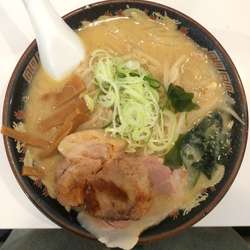 厚切りチャーシュー麺