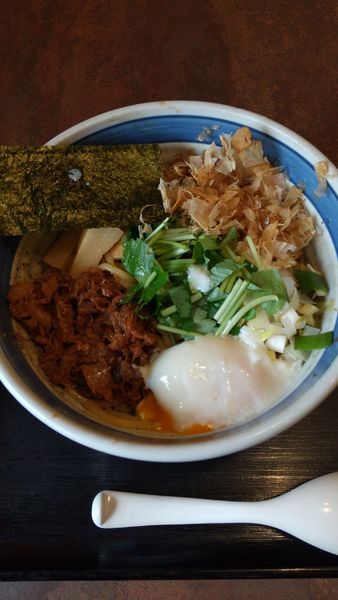 「温玉油そば」@中華そば 門ぱち 浦和美園店の写真