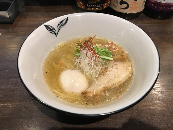 「真鯛塩らぁ麺 寿」@らぁ麺BAR 錦 iwamotoの写真