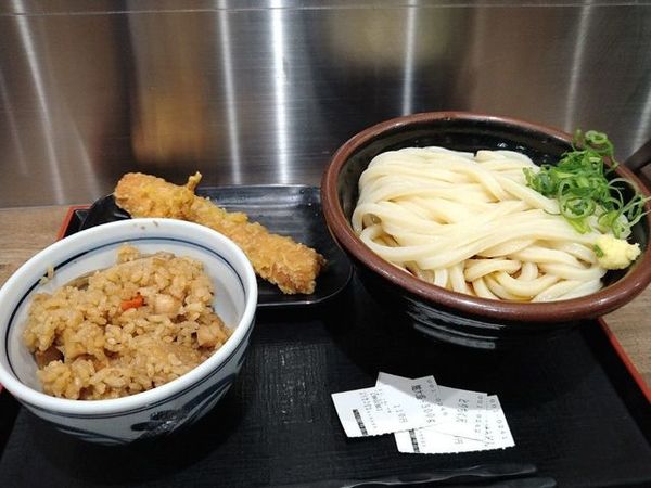 「冷ぶっかけうどん」@つくもうどん 塩小路本店の写真