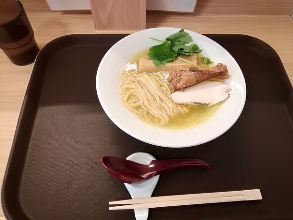 「15食限定・ほろほろ鳥とぶたらぁめん（塩のみ）９５０円」@めん処 きよ洲の写真