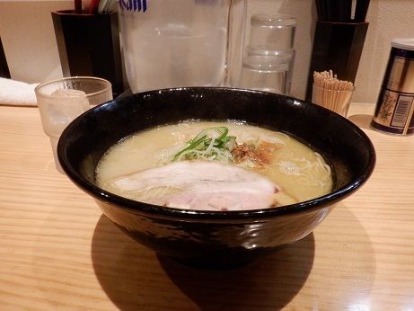 「鶏白湯」@拉麺 弁tenの写真
