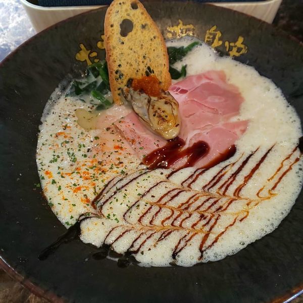 「牡蠣ラーメン(鯛出汁×豆乳) ランチセット」@ただいま、変身中。の写真