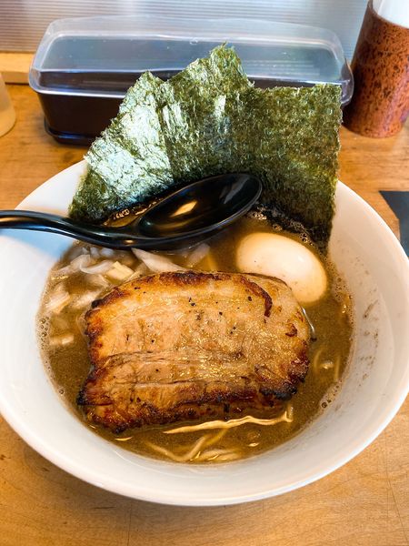 「限定 とん煮干しらーめん 特製トッピング」@いのうえの写真