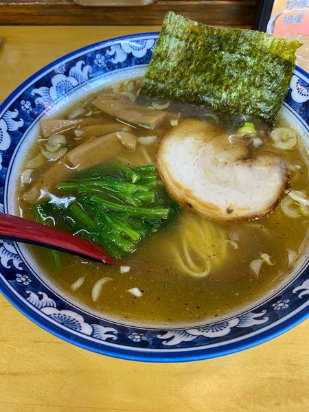 「醤油ラーメン」@らーめん たつ 小手指店の写真