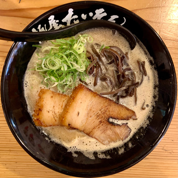「濃厚豚骨ラーメン（700円）」@麺屋 たいそんの写真
