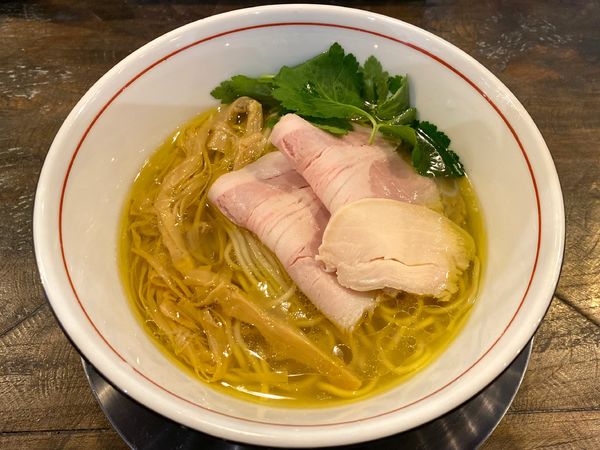「塩そば ８５０円」@自家製麺 オオモリ製作所の写真