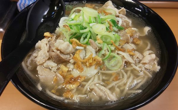 「肉骨茶（バクテー）そば」@名代 富士そば 秋葉原店の写真