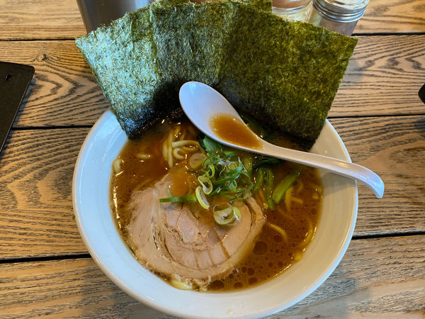 「醤油らーめん650円」@ガキ大将 藤沢川名店の写真
