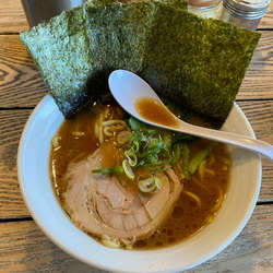 醤油らーめん650円